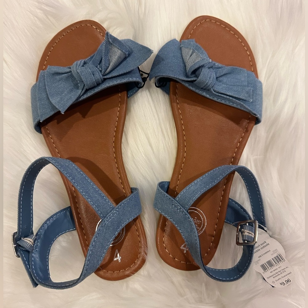 Sandles girls
